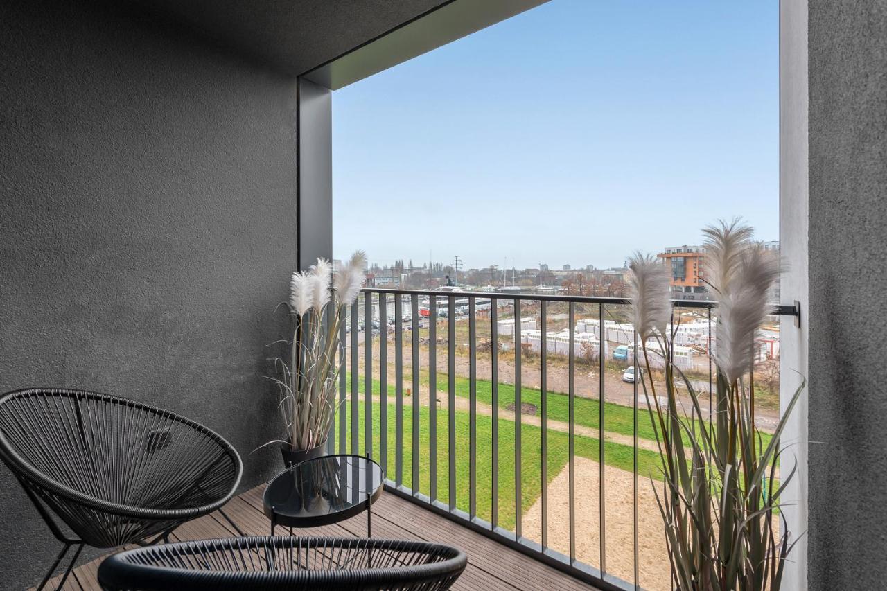 Chlebova - Riverside View Terrace, Free Parking, Gym & Kidsplay By Downtown Apartments Гданск Екстериор снимка