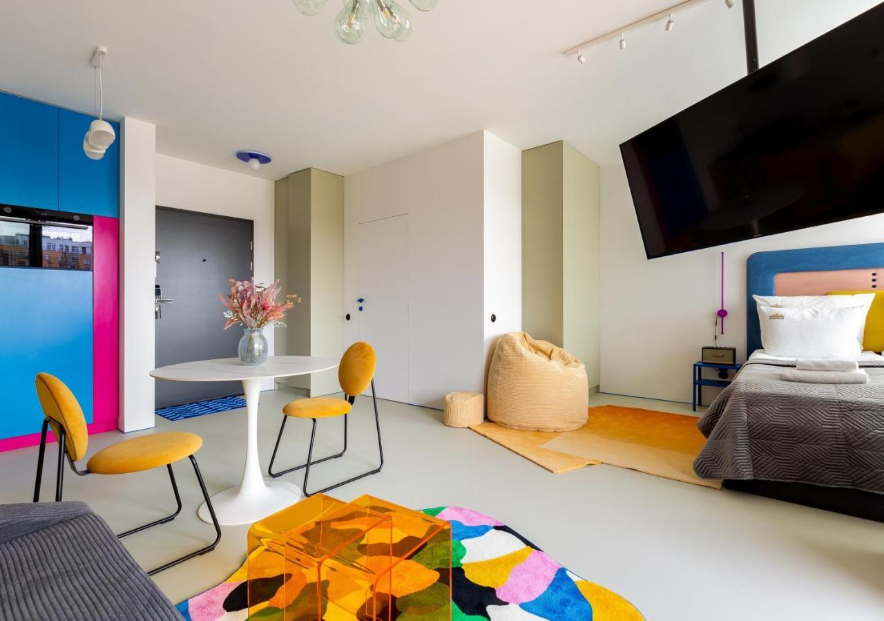 Chlebova - Riverside View Terrace, Free Parking, Gym & Kidsplay By Downtown Apartments Гданск Екстериор снимка
