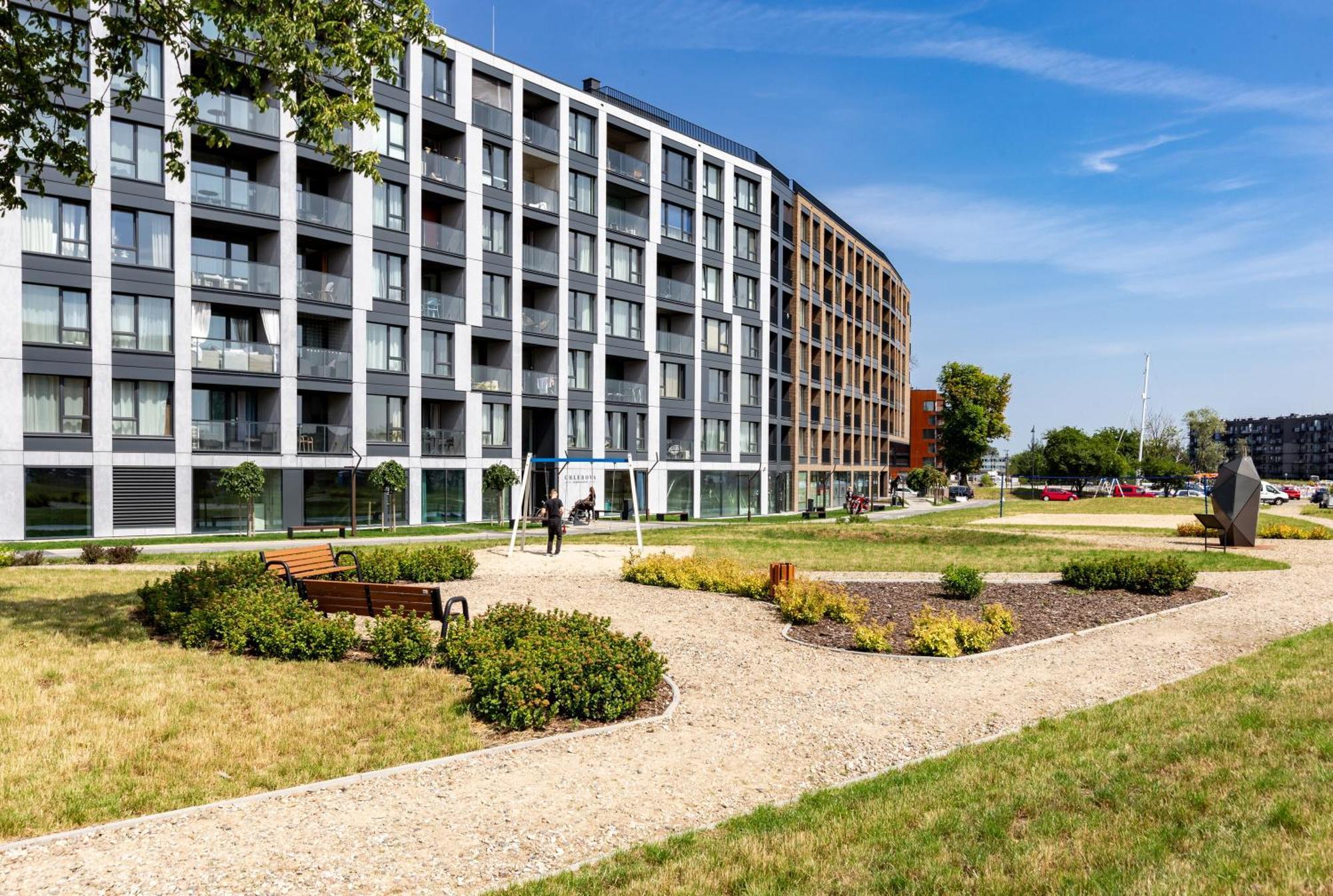 Chlebova - Riverside View Terrace, Free Parking, Gym & Kidsplay By Downtown Apartments Гданск Екстериор снимка
