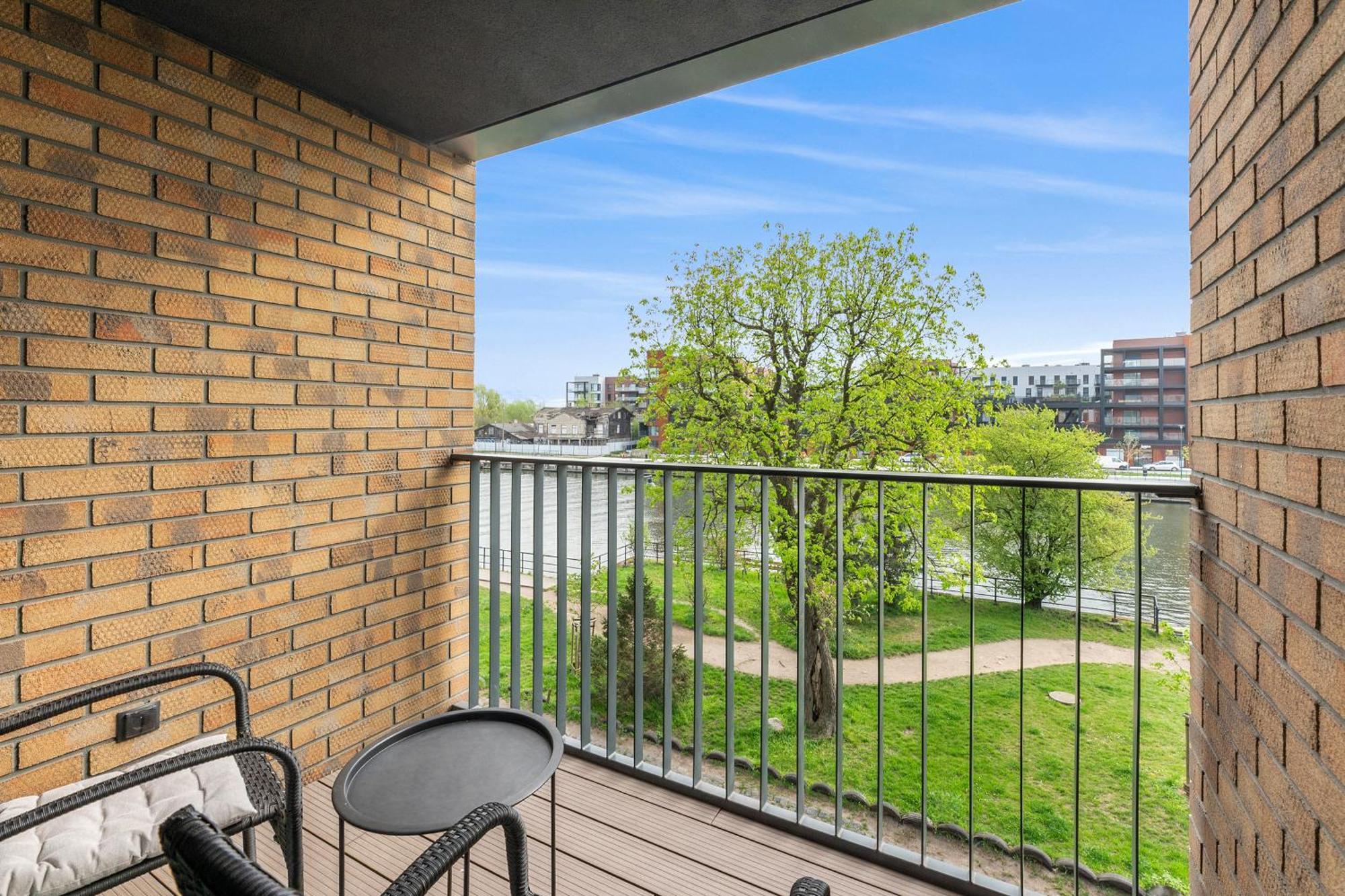 Chlebova - Riverside View Terrace, Free Parking, Gym & Kidsplay By Downtown Apartments Гданск Екстериор снимка
