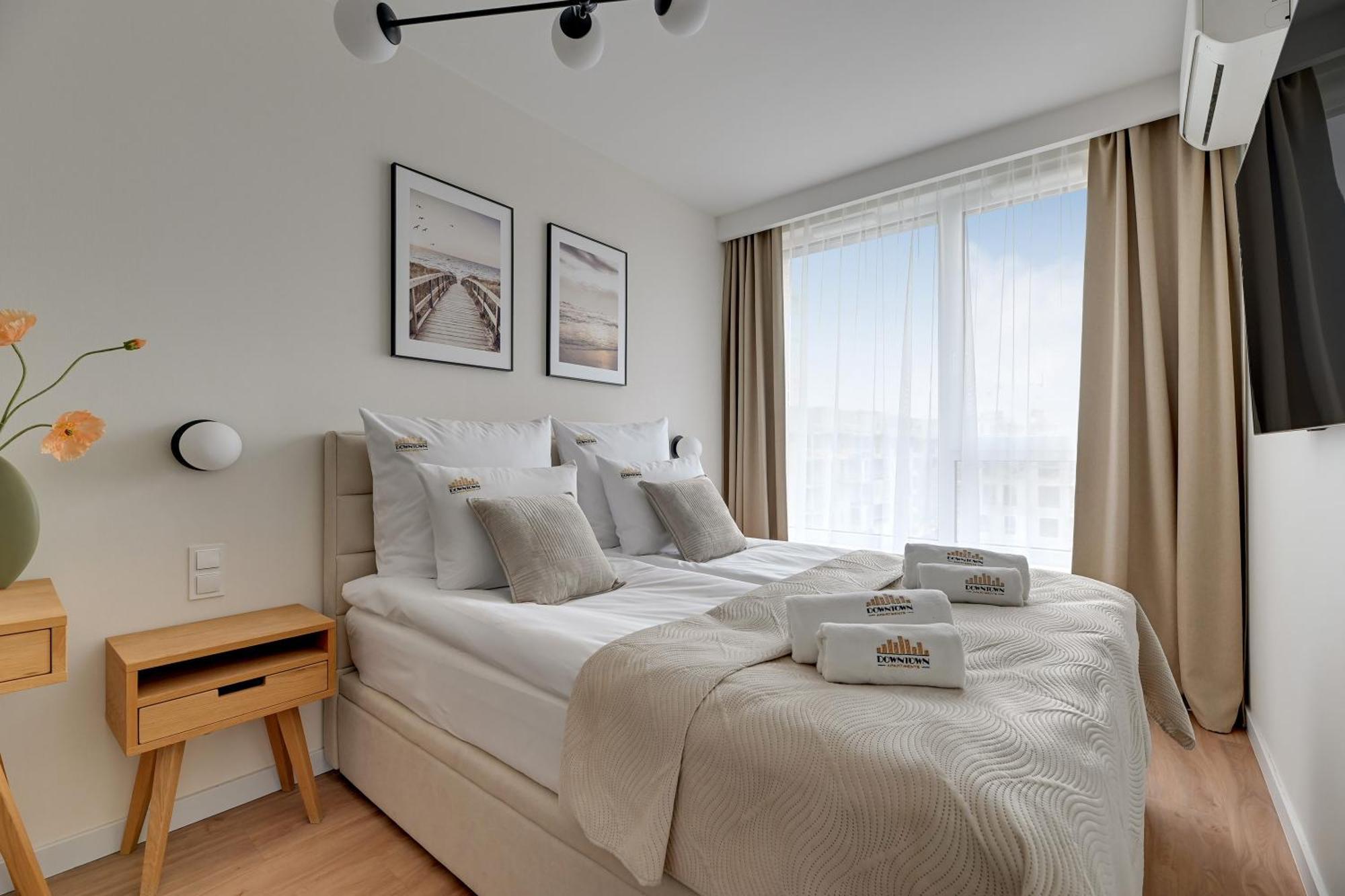 Chlebova - Riverside View Terrace, Free Parking, Gym & Kidsplay By Downtown Apartments Гданск Екстериор снимка