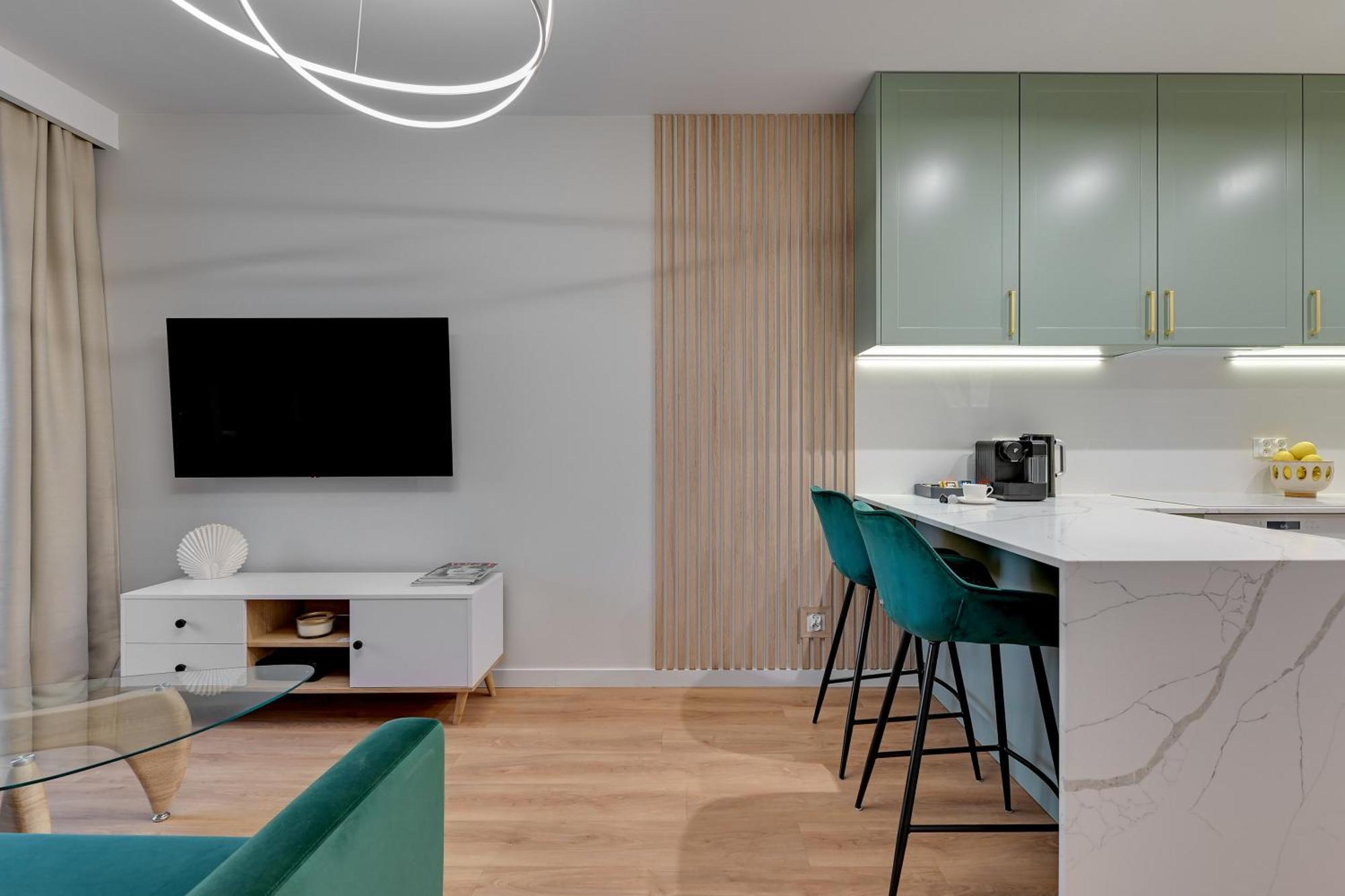 Chlebova - Riverside View Terrace, Free Parking, Gym & Kidsplay By Downtown Apartments Гданск Екстериор снимка